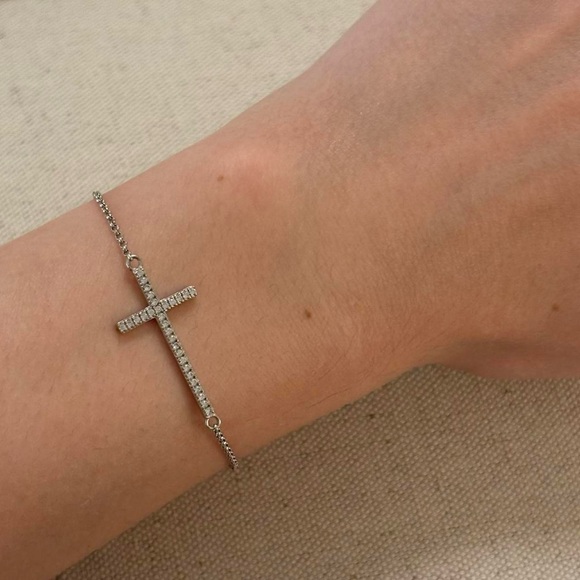 925 Sterling Silver Bedazzled CZ Cross Faux Diamond Adjustable Chain Bracelet - Picture 3 of 8